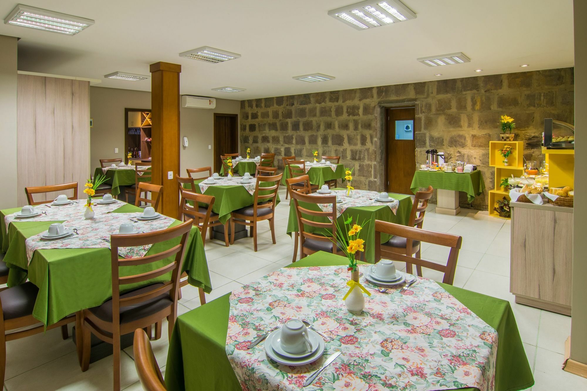 Pousada Três Pinheiros Gramado Exterior foto